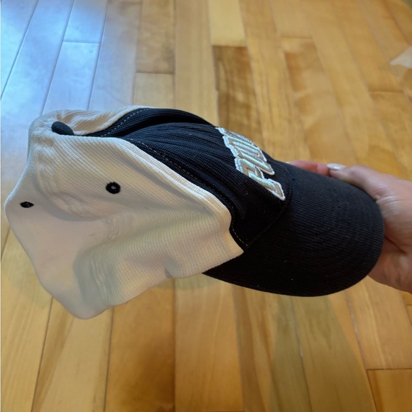 Puma Dark Blue and White Hat Classic Accessories - Picture 2 of 4